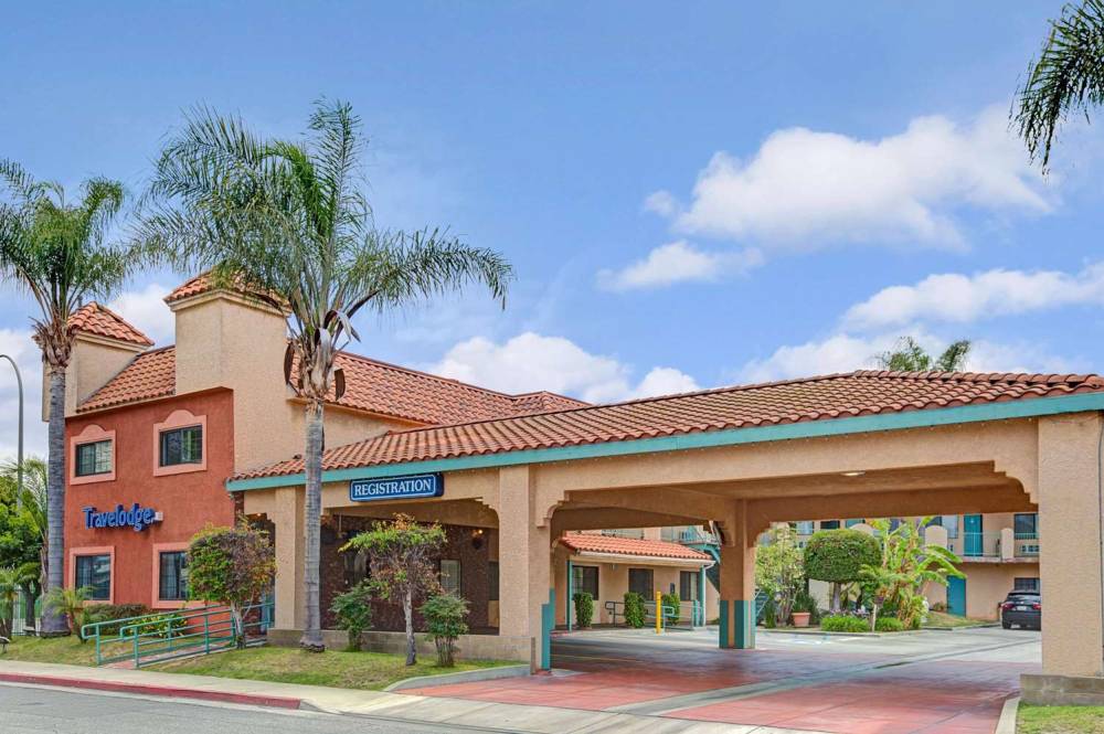 Travelodge By Wyndham, Lynwood 8