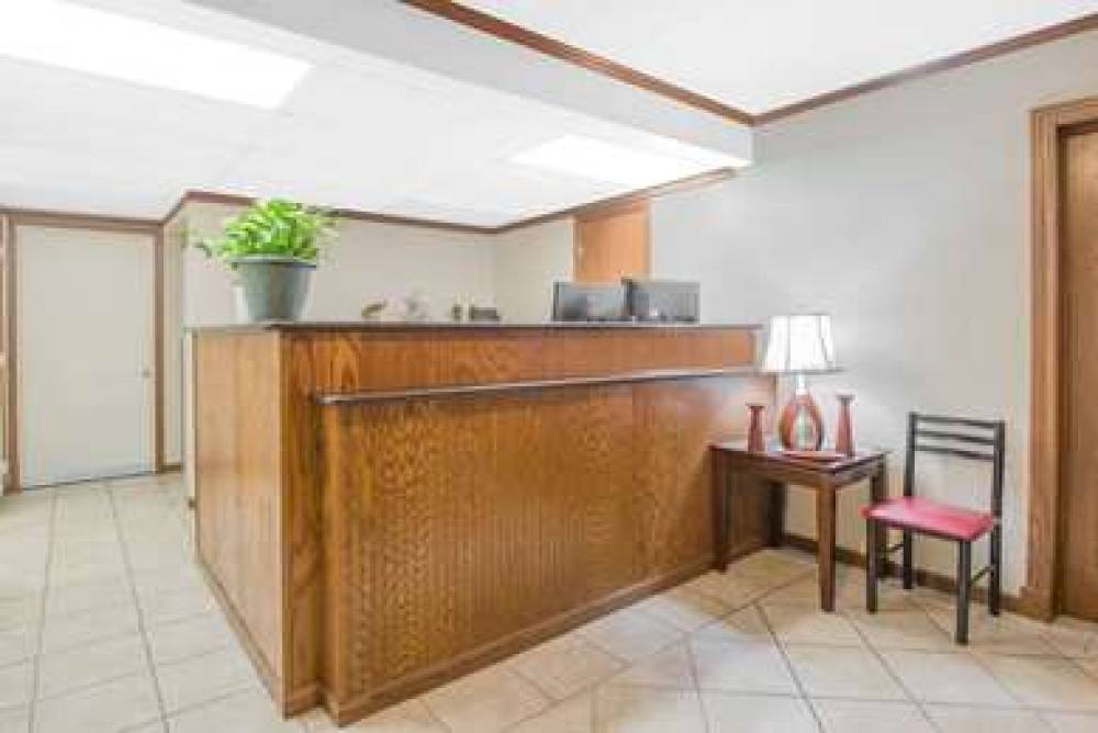 Travelodge By Wyndham Mansfield 4