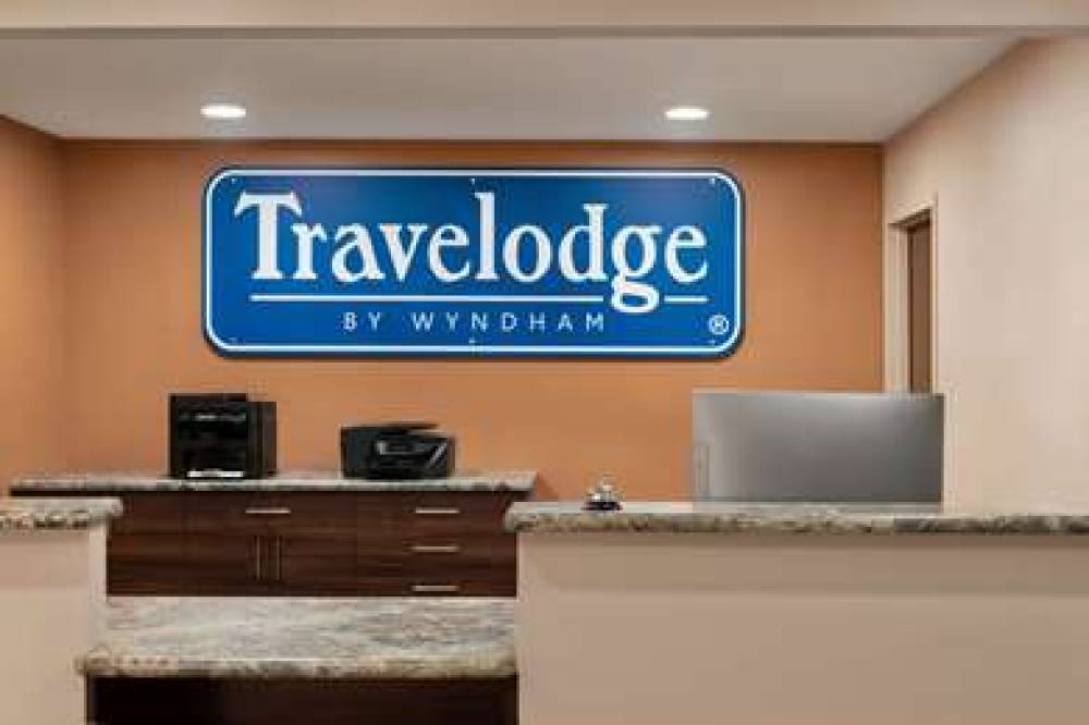 TRAVELODGE BY WYNDHAM PINCHER CREEK 3