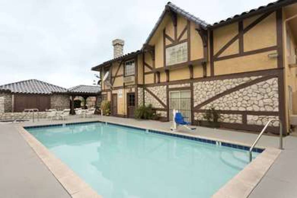 Travelodge By Wyndham, Santa Clarita/Valencia 3
