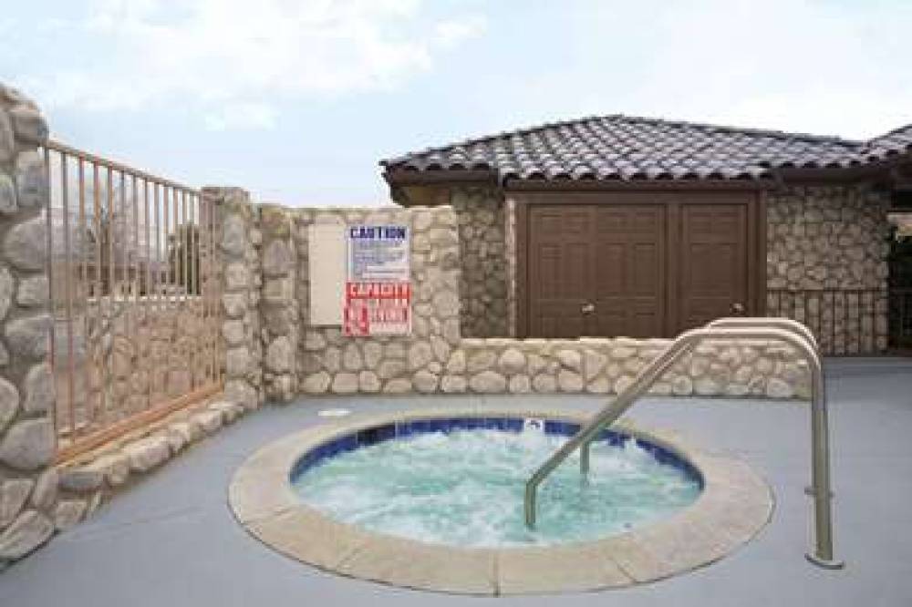 Travelodge By Wyndham, Santa Clarita/Valencia 9
