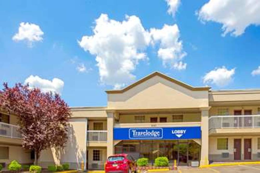 TRAVELODGE BY WYNDHAM, SILVER SPRIN 7