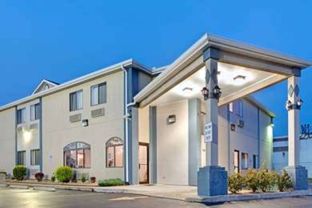 Travelodge By Wyndham St. Louis 1