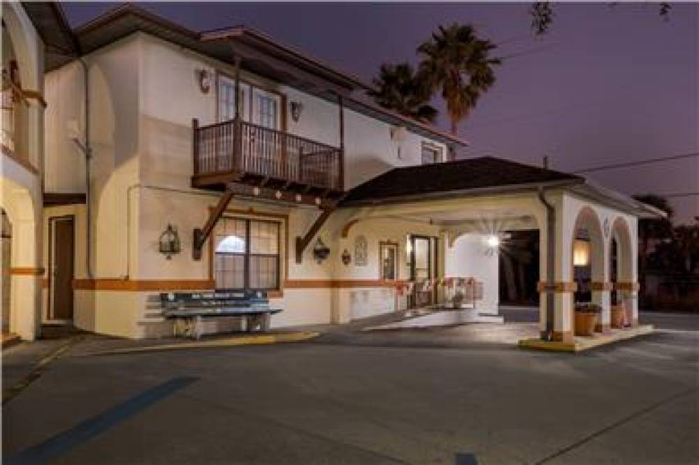 Travelodge By Wyndham Suites St Aug