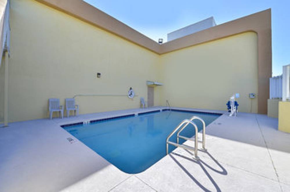 TRAVELODGE BY WYNDHAM WINTER HAVEN 9