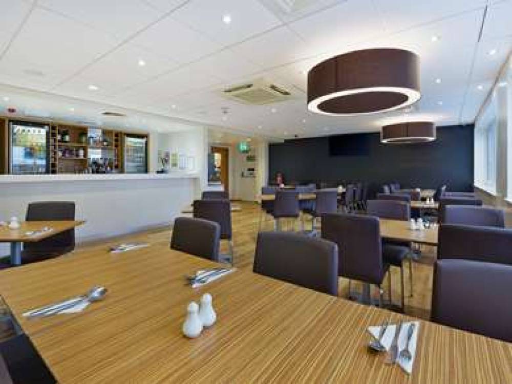 TRAVELODGE CATERHAM WHYTELEAFE 7