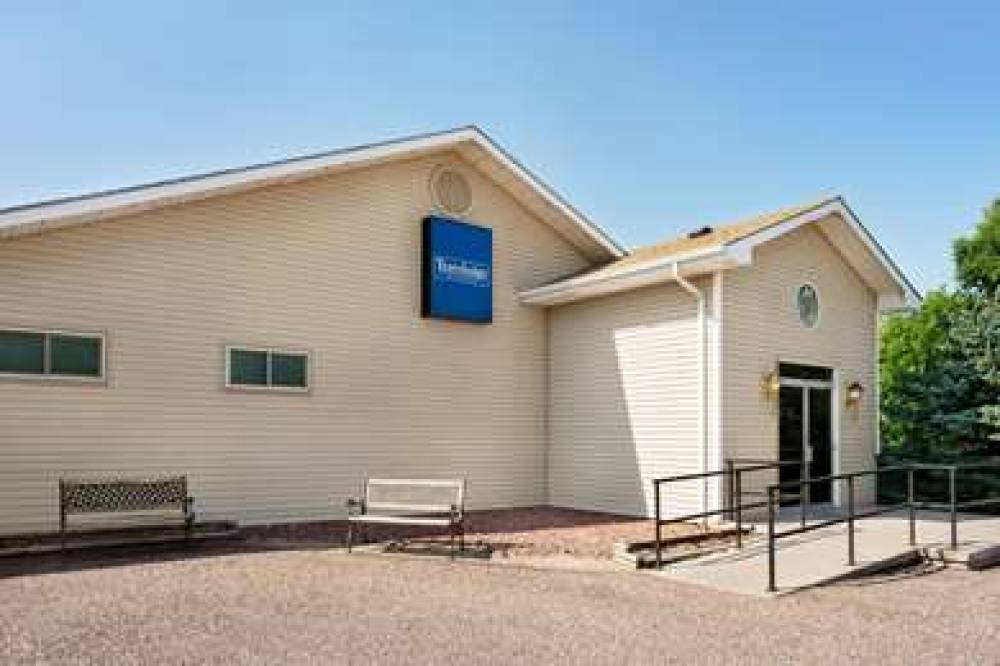 TRAVELODGE GUERNSEY 1