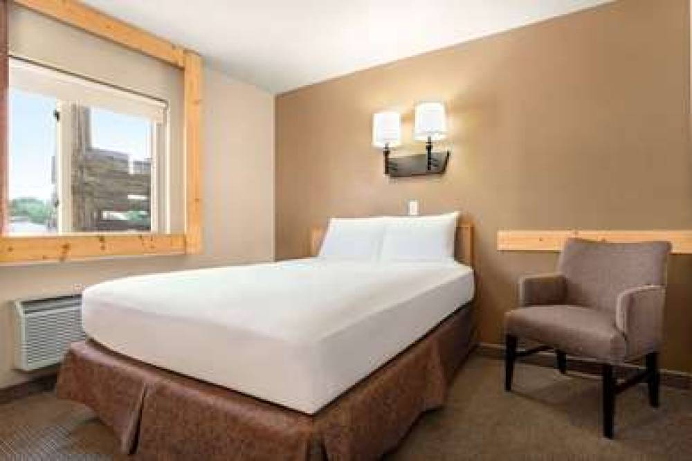 TRAVELODGE GUERNSEY 9
