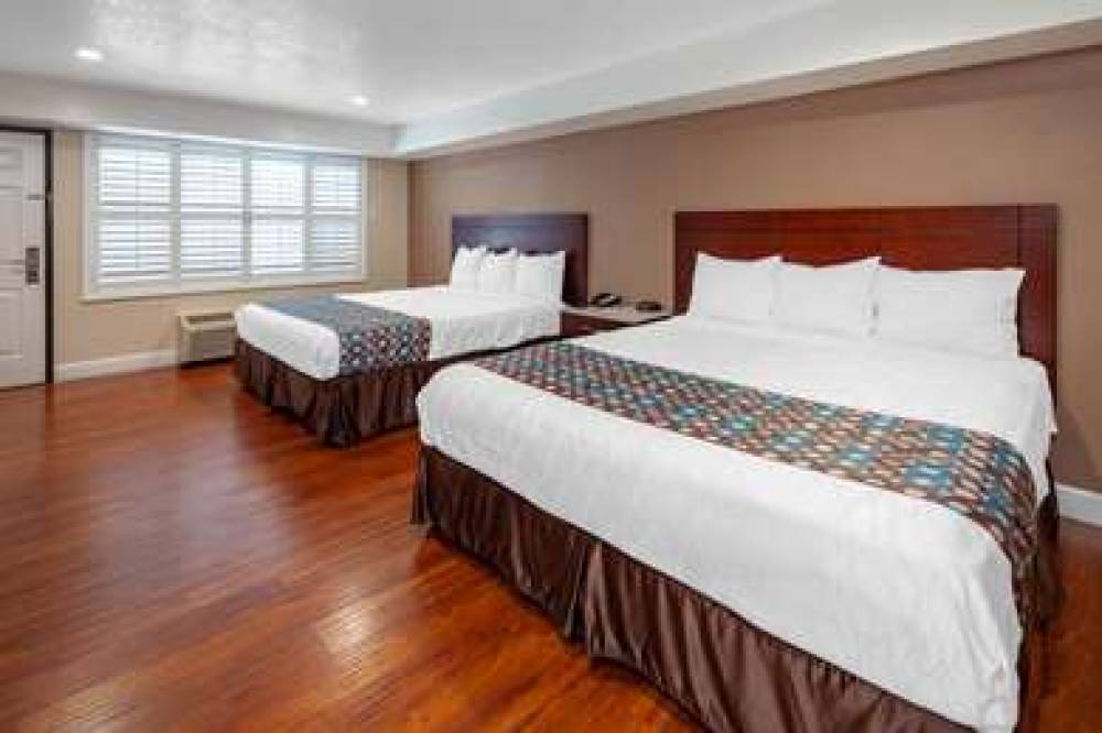 TRAVELODGE HARBOR CITY 9