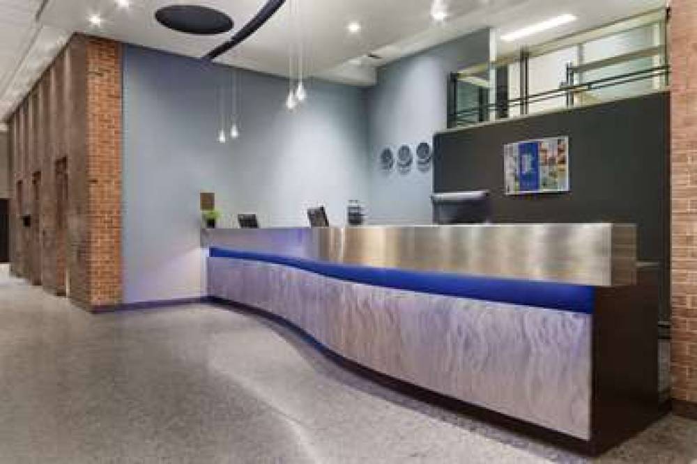 Travelodge Hotel By Wyndham Montreal Centre 3