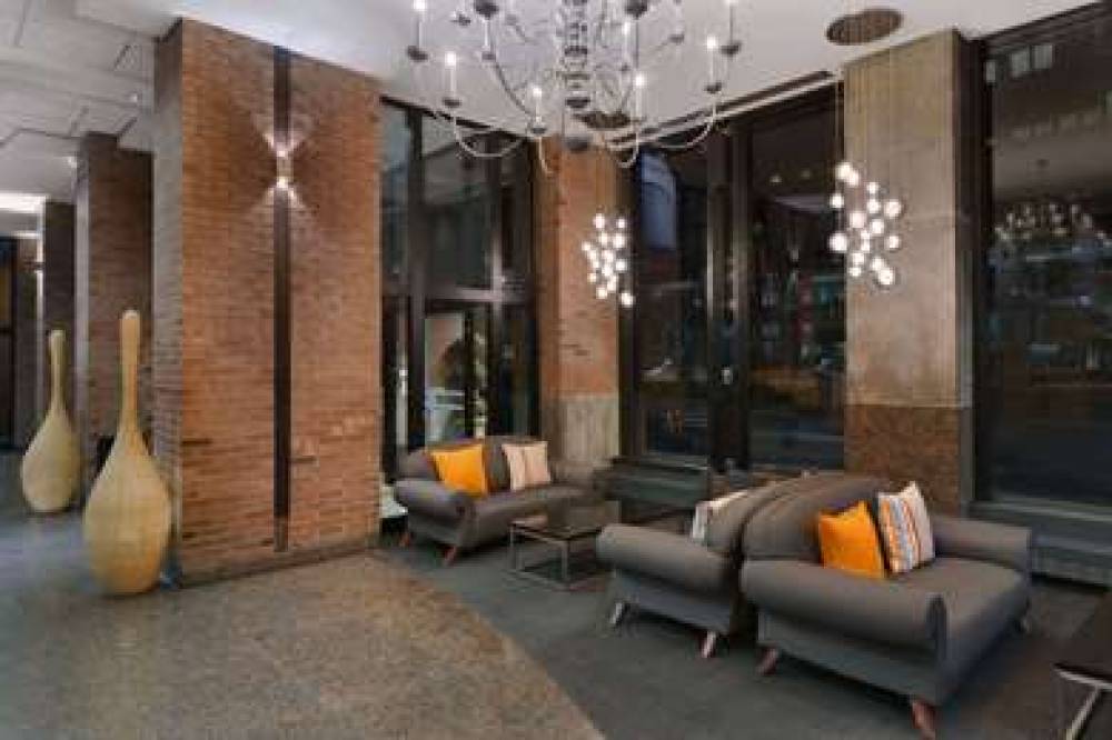 Travelodge Hotel By Wyndham Montreal Centre 5
