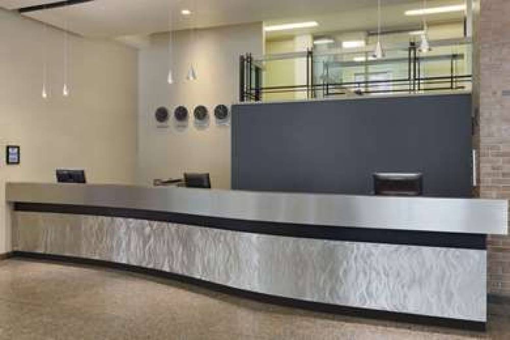 Travelodge Hotel By Wyndham Montreal Centre 4