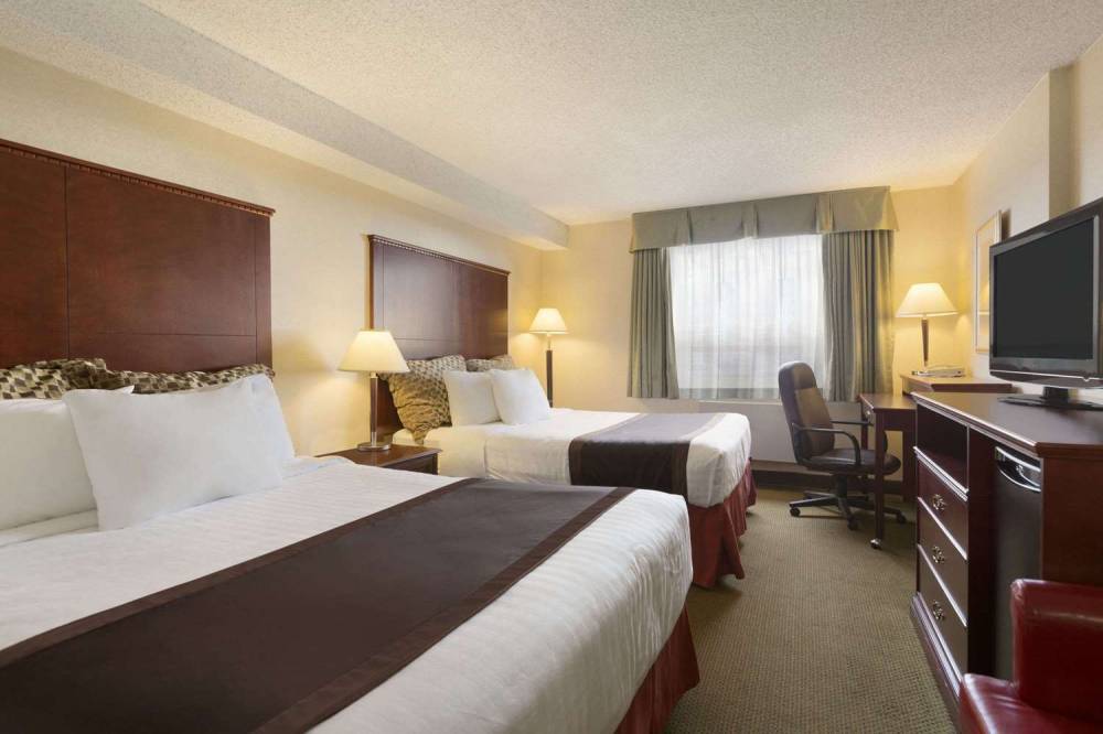 Travelodge Hotel By Wyndham Vancouver Airport 3