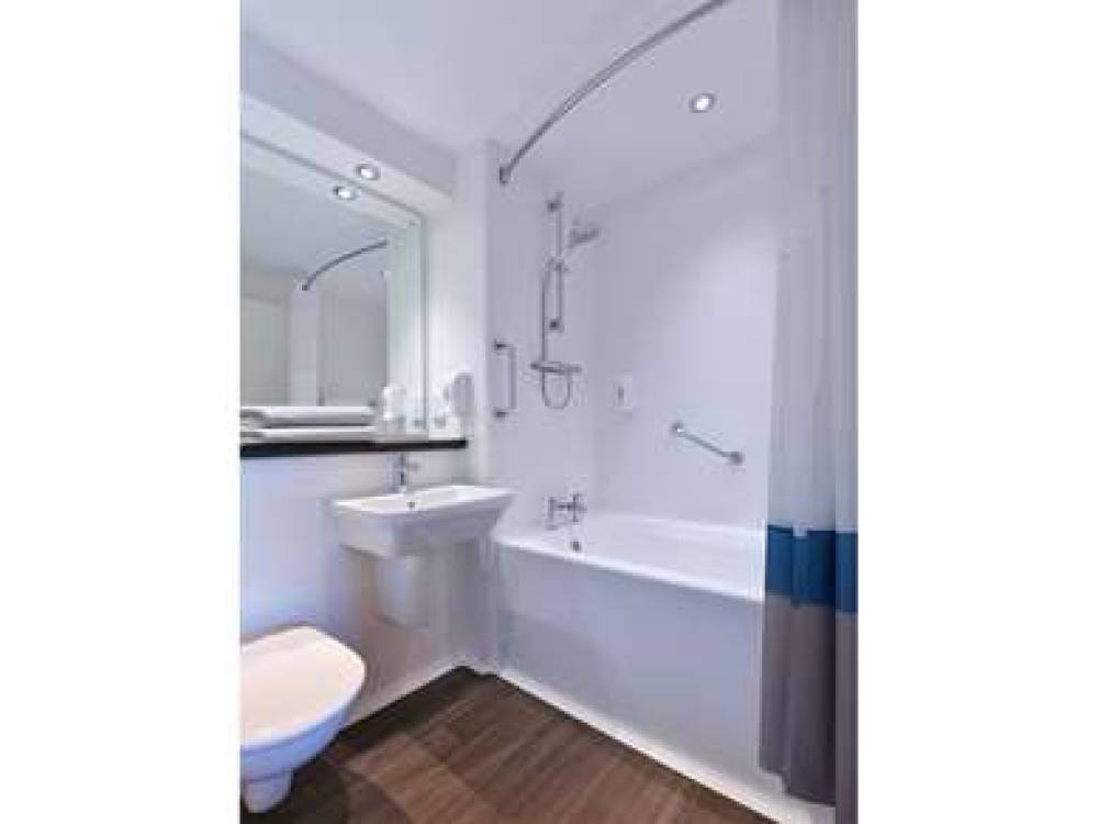 TRAVELODGE LONDON BECKTON 9