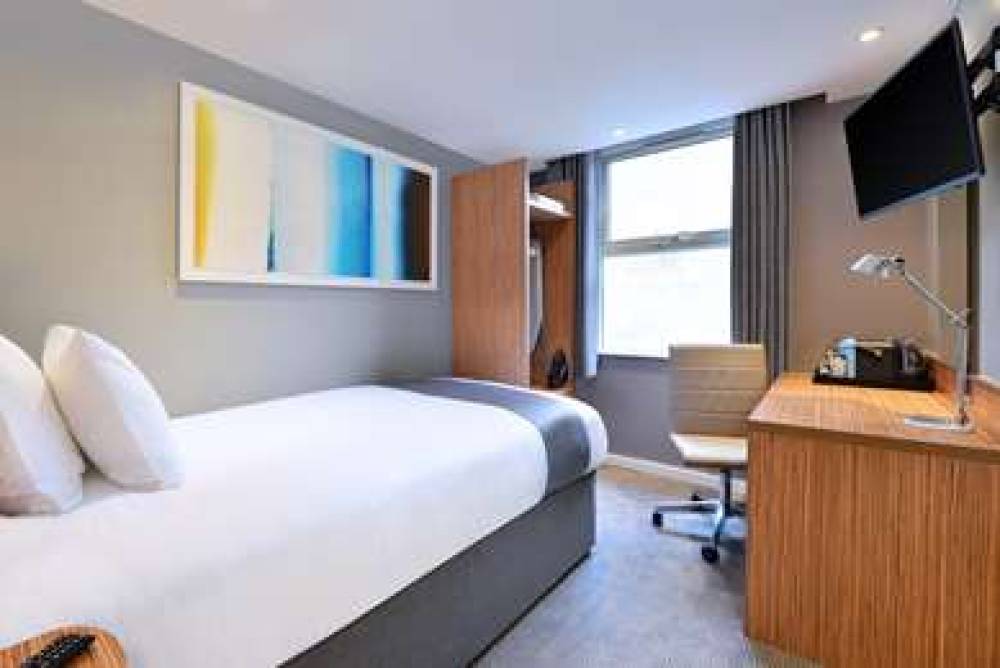 TRAVELODGE LONDON CENTRAL BANK 4