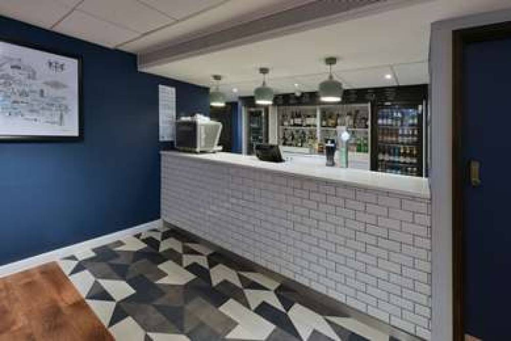 TRAVELODGE LONDON CRICKLEWOOD 2