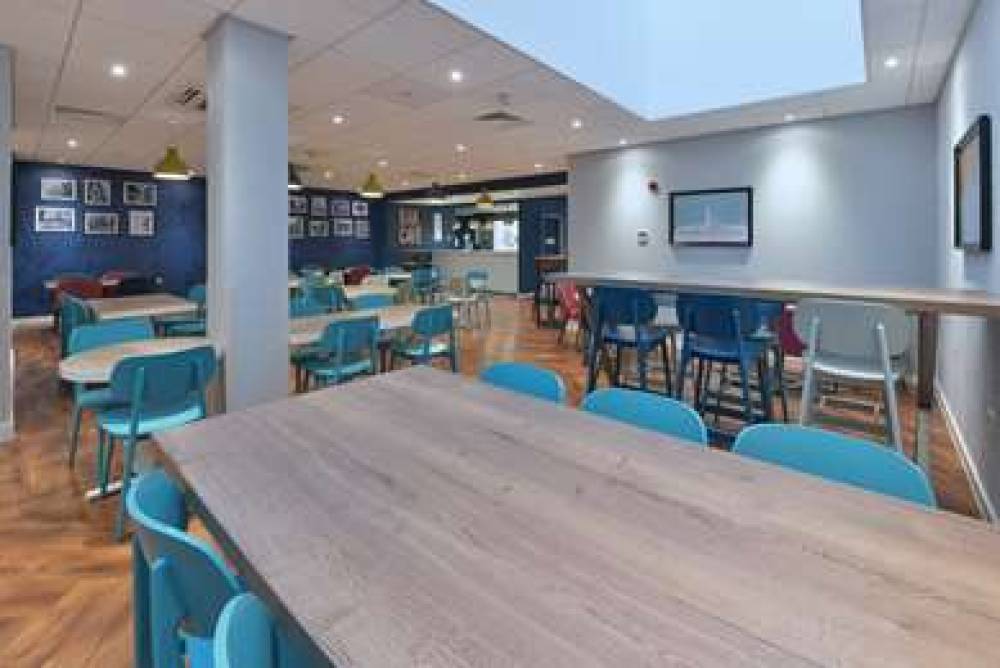TRAVELODGE LONDON EALING 3