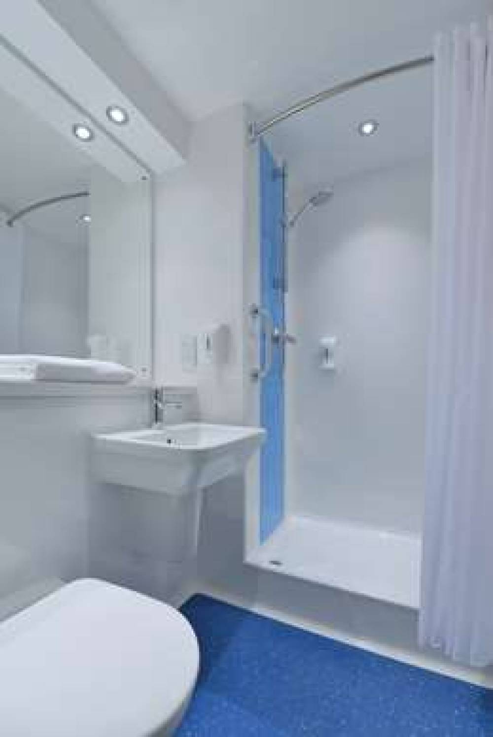 TRAVELODGE LONDON ILFORD 8