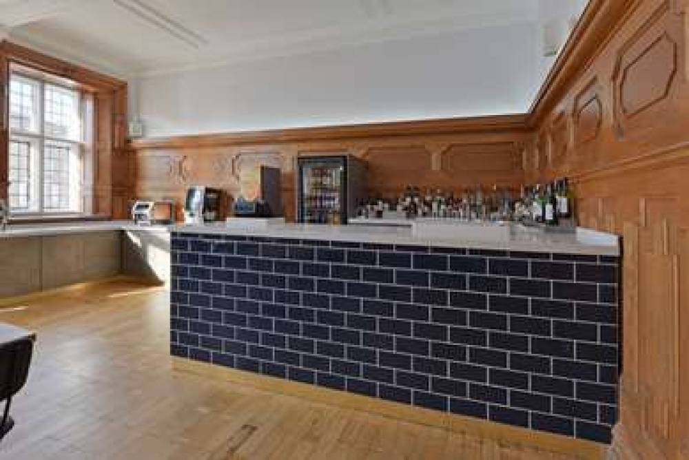 TRAVELODGE LONDON KINGS CROSS 4