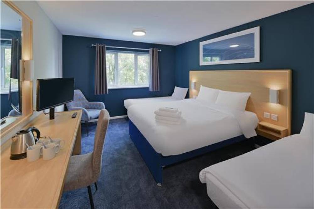 TRAVELODGE LONDON PARK ROYAL 9