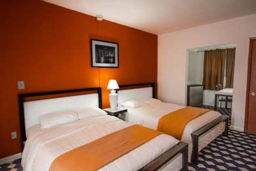 TRAVELODGE MIAMI 4