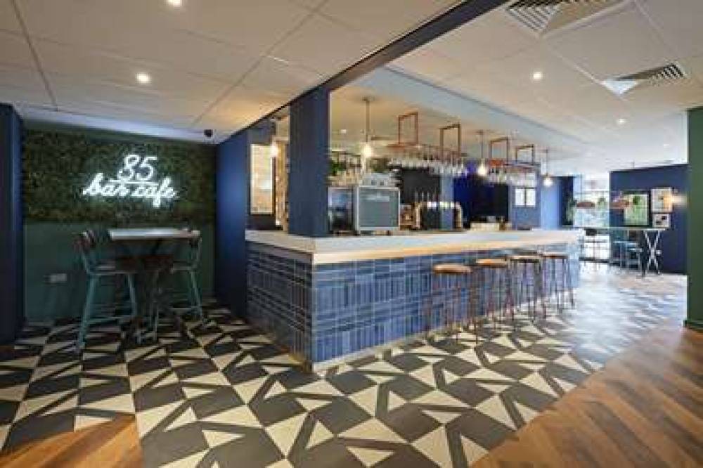 TRAVELODGE PLUS LONDON WATERLOO 3