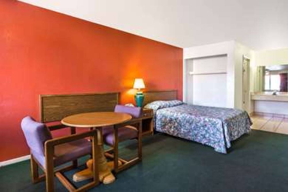 Travelodge Suites By Wyndham, Phoenix Mesa 9