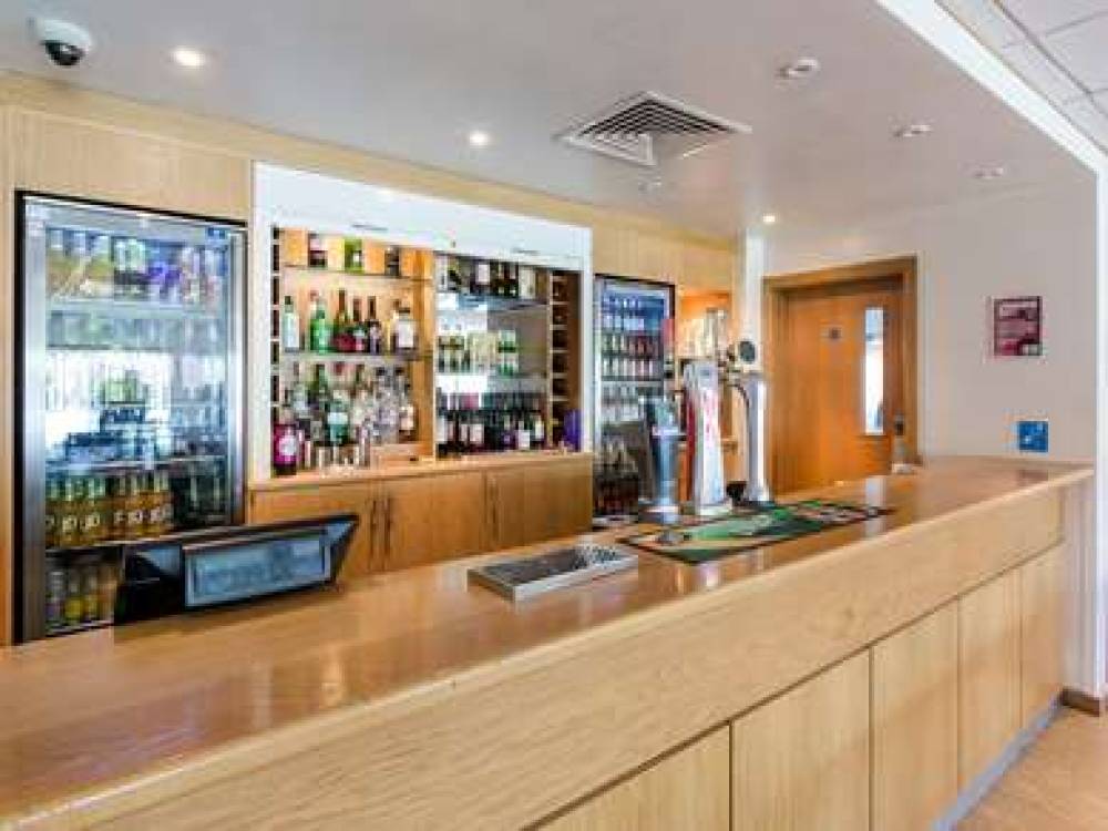 TRAVELODGE SUNBURY M3 7