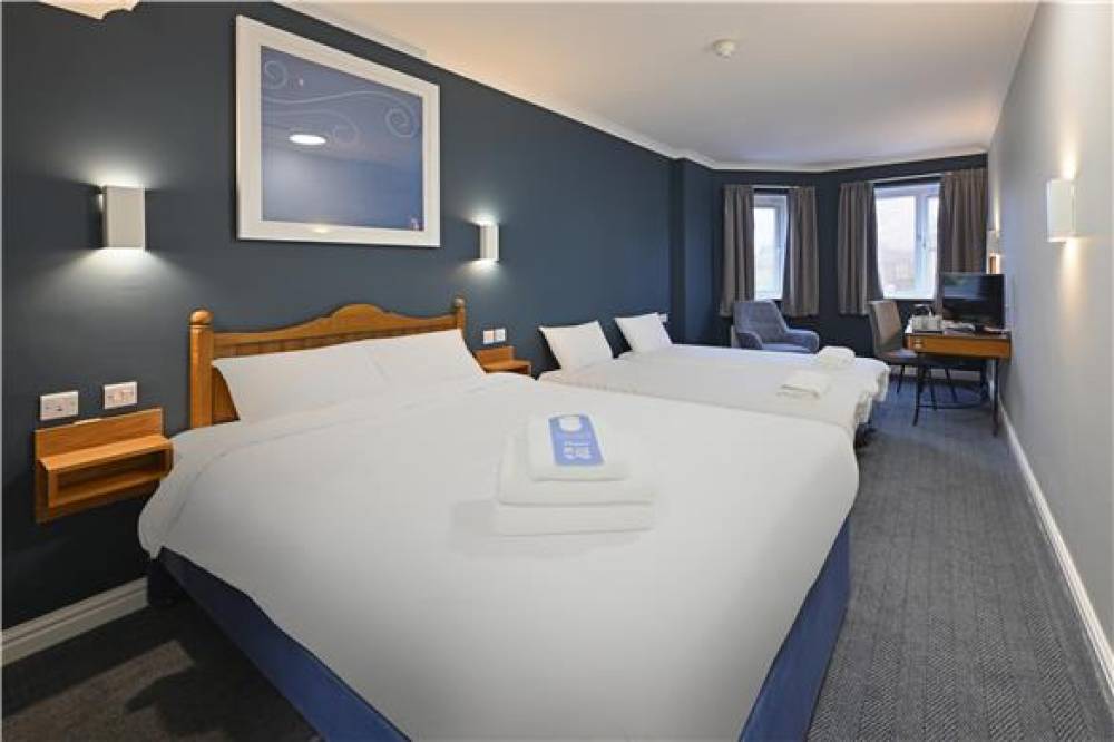 TRAVELODGE WALTON-ON-THAMES 10
