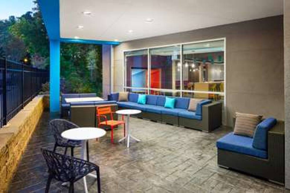 Tru By Hilton Atlanta Northlake