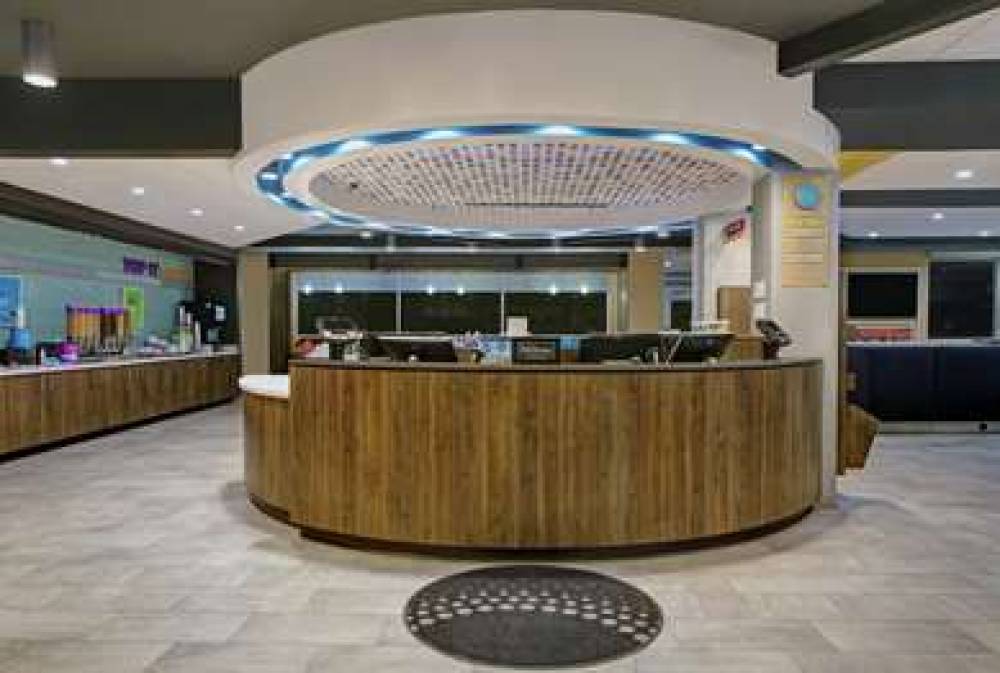 TRU BY HILTON AUSTIN AIRPORT 6