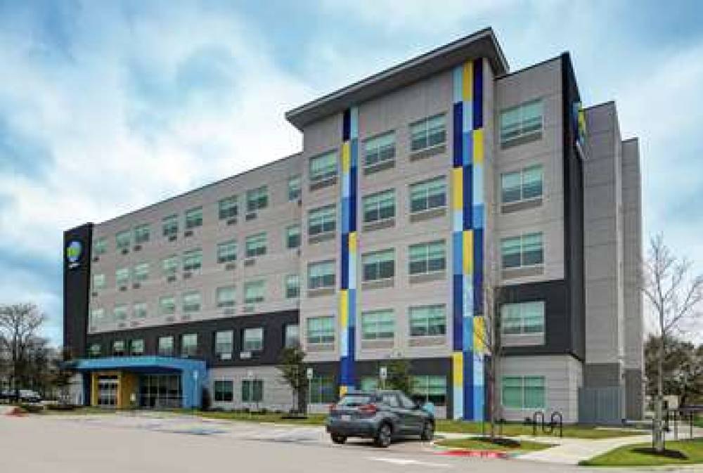 TRU BY HILTON AUSTIN AIRPORT 1