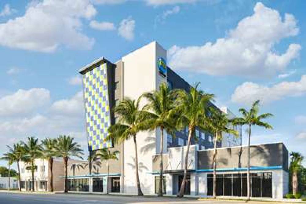 TRU BY HILTON FLL AIRPORT BIS DIST 1