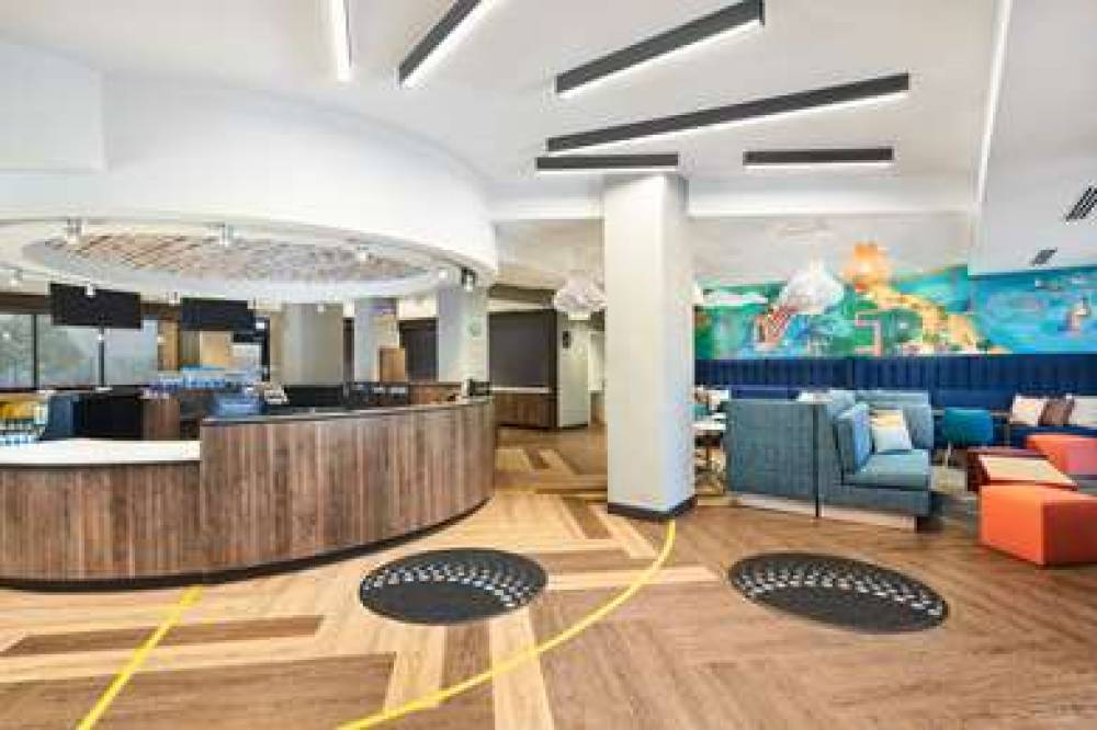 TRU BY HILTON FLL AIRPORT BIS DIST 8