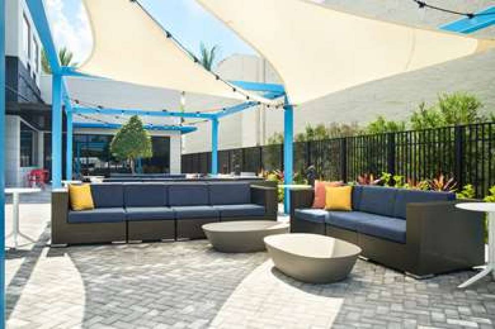TRU BY HILTON FLL AIRPORT BIS DIST 3