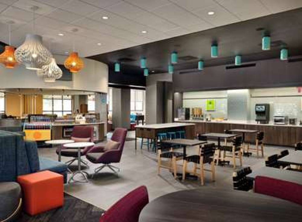 TRU BY HILTON INDIANAPOLIS DOWNTOWN 8