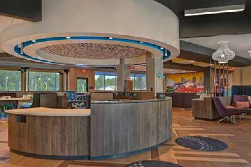 TRU BY HILTON MOORESVILLE 8