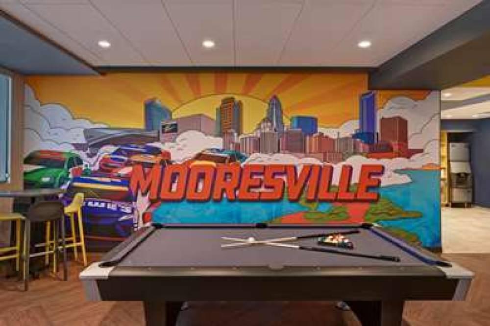 TRU BY HILTON MOORESVILLE 10