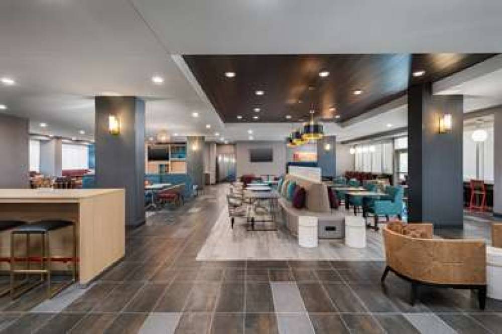 TRU BY HILTON PHOENIX MIDTOWN 4