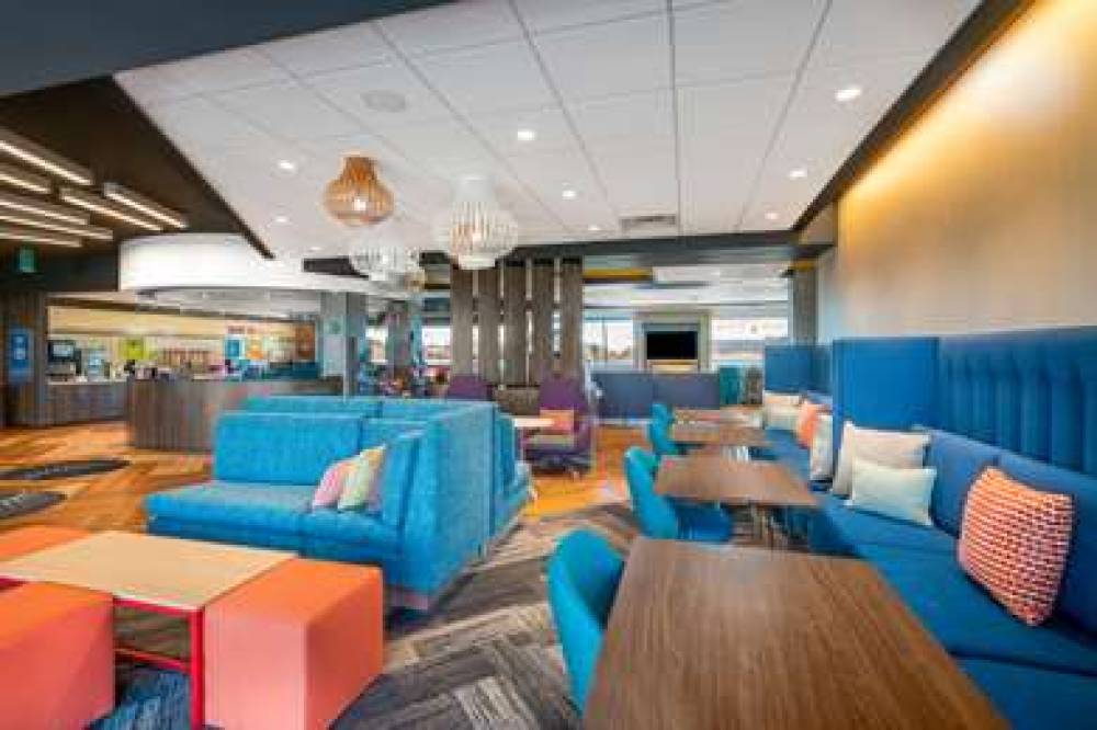 TRU BY HILTON SAVANNAH AIRPORT 7