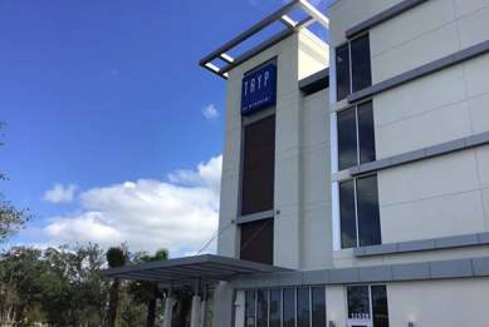 TRYP BY WYNDHAM ORLANDO 3