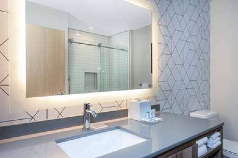 TRYP BY WYNDHAM ORLANDO 1