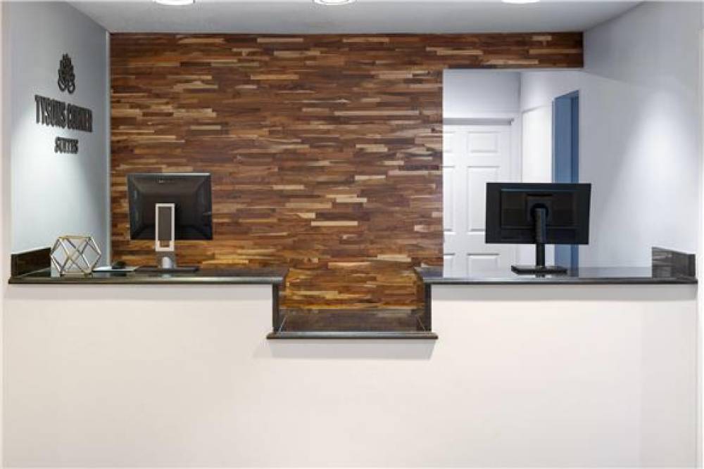 TYSONS CORNER SUITES, A BAYMONT BY 2