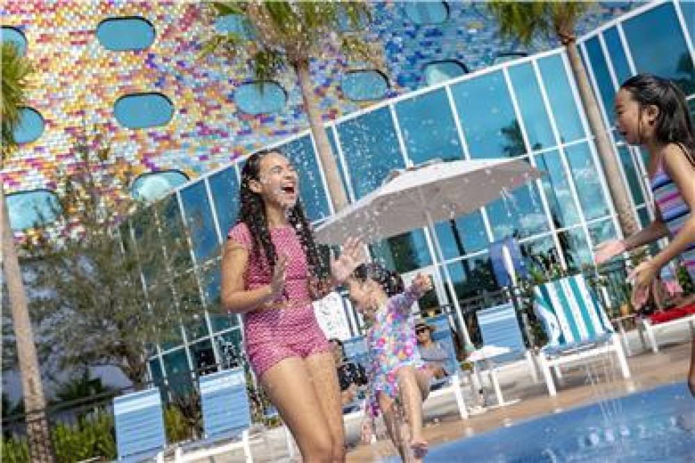 Universal Stella Nova Resort 9