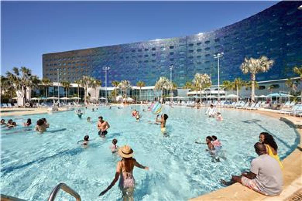 Universal Terra Luna Resort 5