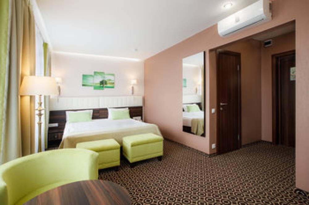 URAL HOTEL SLAVYANKA 7