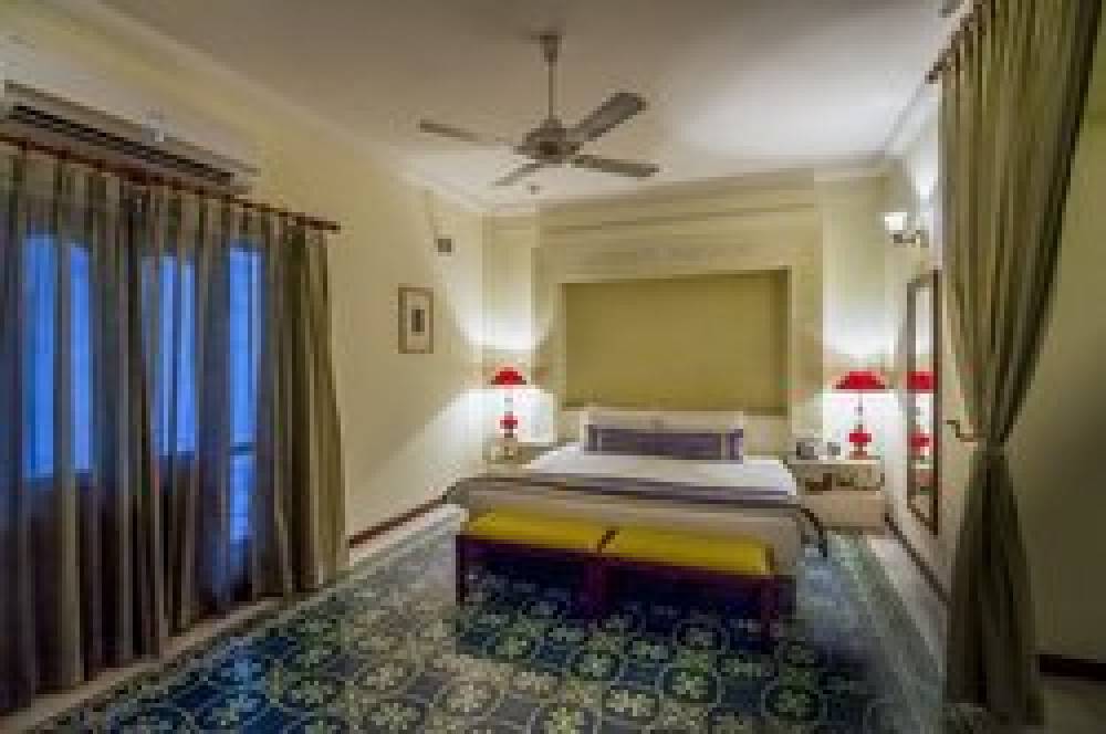 Usha Kiran Palace 7