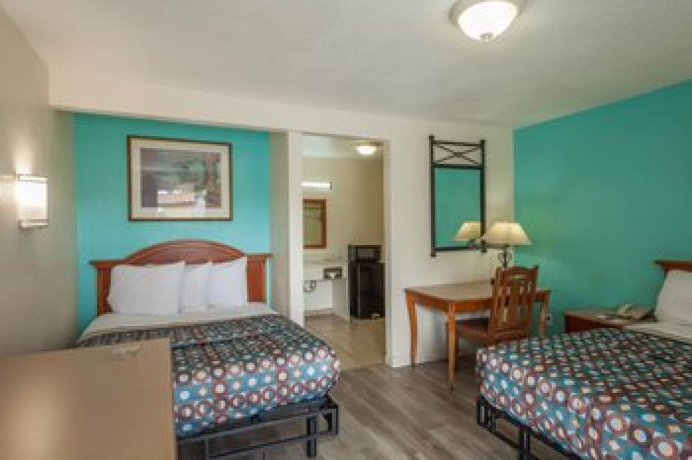Vagabond Inn - Hemet 1
