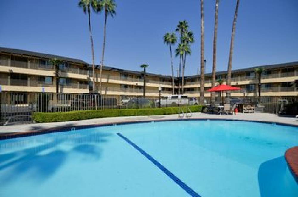 Vagabond Inn - Whittier 6