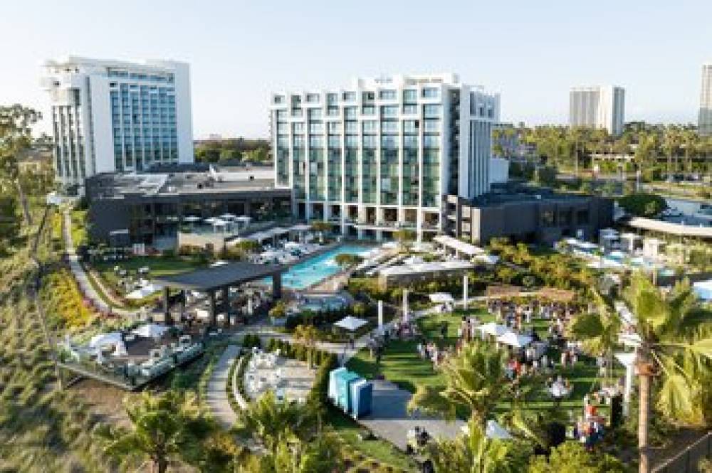 VEA Newport Beach A Marriott Resort And Spa 2
